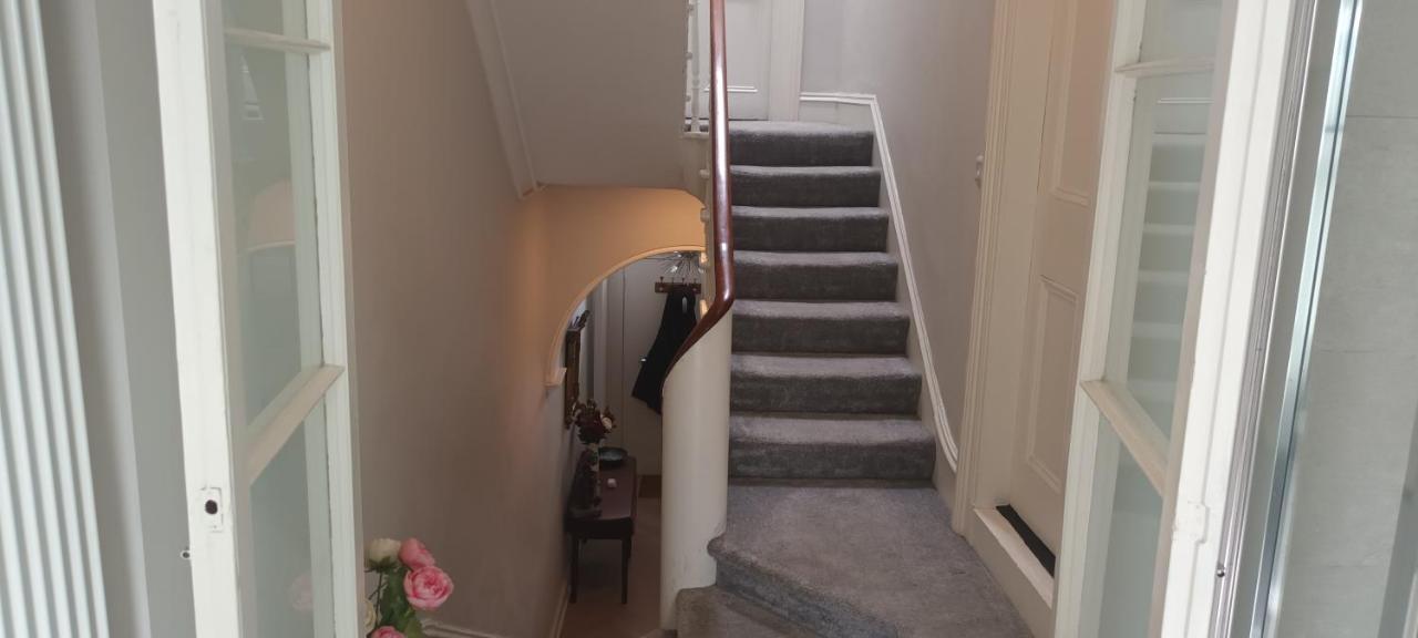 Eglinton Road - Super King - Ensuite Μπρέι Εξωτερικό φωτογραφία